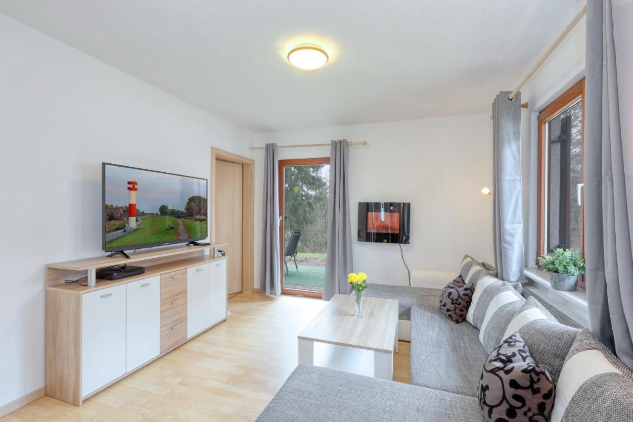 Seepark Kirchheim Ferienhaus Bei Vera Mit Sauna Esterno foto